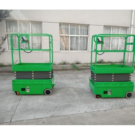 Scissor lift platform with working height up to 5.9 m