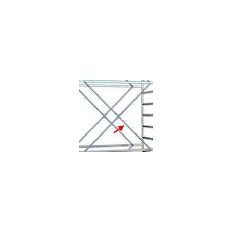 Diagonal span scaffolding